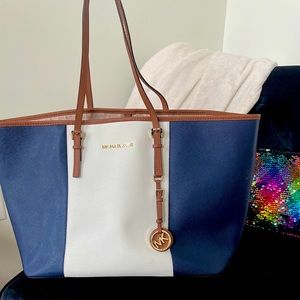 AUTHENTIC Michael Kors Tote Bag